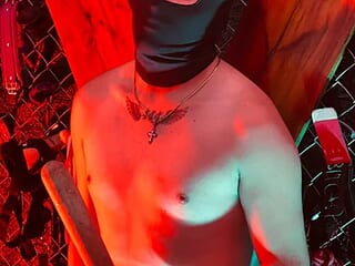 Master_zeus_bdsm live webcam thumbnail