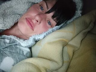 Masturchatte live webcam thumbnail