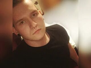 MatThiAs2806 live webcam thumbnail