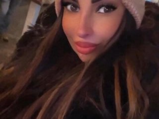MateoKimiBi live webcam thumbnail