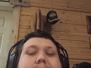Matt2303broo live webcam thumbnail