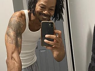 MatureFit_BBC live webcam thumbnail