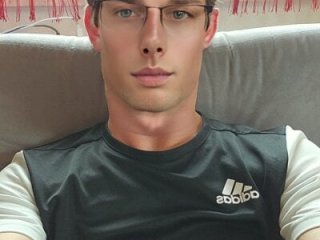 MaxAngie live webcam thumbnail