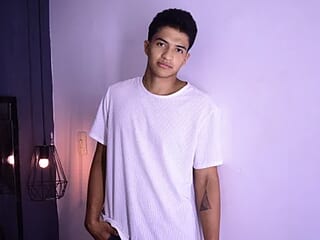 MaxWyatt_ live webcam thumbnail