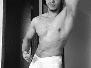 Maxx_valiant live webcam thumbnail