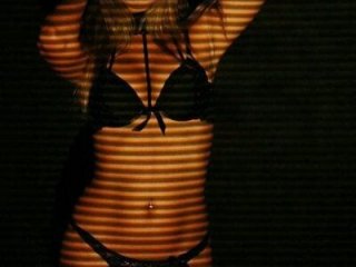 Mayalorenz live webcam thumbnail
