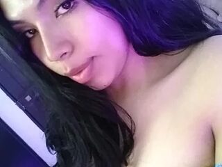 macacami1 live webcam thumbnail