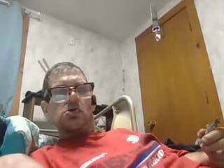maddie7676 live webcam thumbnail