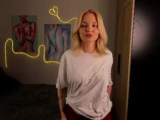 maddie_d_cloud live webcam thumbnail