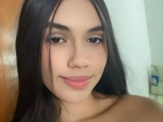 maddy_howard live webcam thumbnail