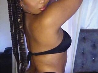 madisoncurt_ live webcam thumbnail