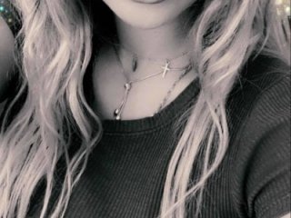 madonnaaaa live webcam thumbnail