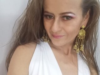magenta_maturr live webcam thumbnail