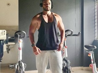 magnumchris live webcam thumbnail