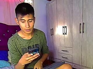 maikinol live webcam thumbnail