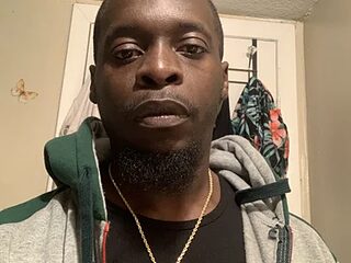makeherfeelg live webcam thumbnail