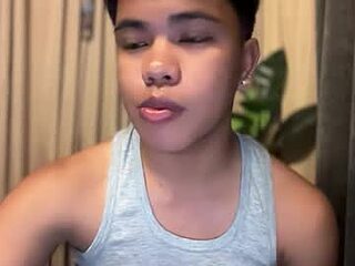 makeyoumineee live webcam thumbnail