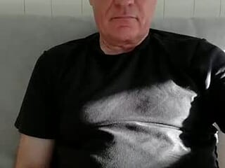 maletoysub live webcam thumbnail