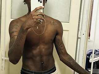 malik_dominus live webcam thumbnail