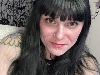 mango-kitty live webcam thumbnail