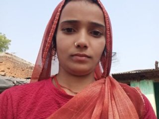 manishahot133 live webcam thumbnail