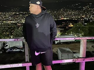 many_and_morita live webcam thumbnail