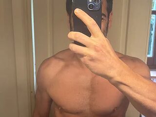 marconeilbiacco99 live webcam thumbnail