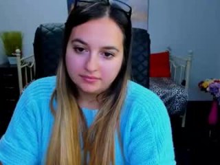 maria_bond live webcam thumbnail