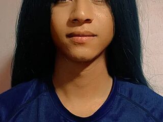 maria_sexyhots live webcam thumbnail