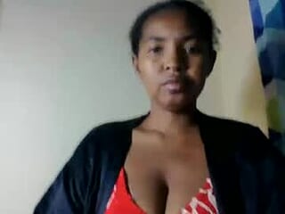 marieella live webcam thumbnail