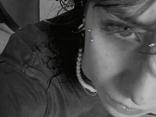 marielsbb live webcam thumbnail
