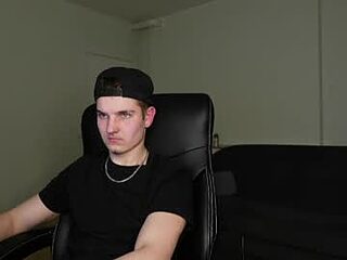 markymark_k live webcam thumbnail