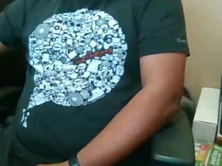 marriedandfrisky live webcam thumbnail