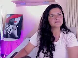 martinamilff live webcam thumbnail