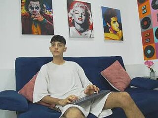 martony_storm live webcam thumbnail