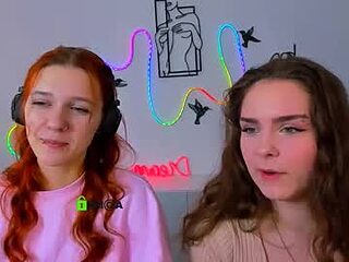 mary_skiny live webcam thumbnail