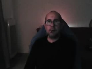 mat11efou live webcam thumbnail