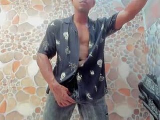 matt11beefycock live webcam thumbnail
