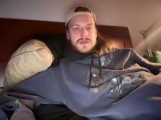 maxwatts95 live webcam thumbnail