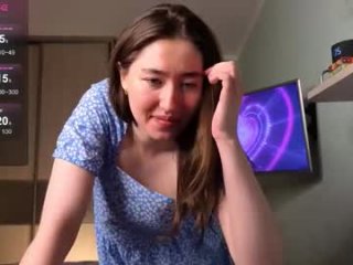 may_may_moon live webcam thumbnail