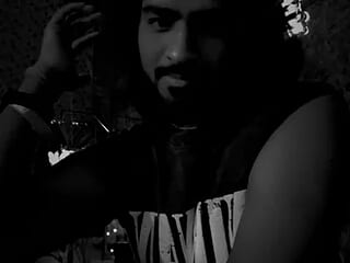 mayur22121 live webcam thumbnail