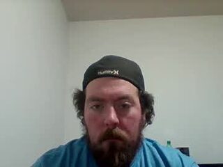 mcdaddy1388 live webcam thumbnail