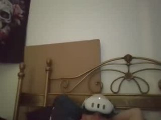 mclovin101010 live webcam thumbnail