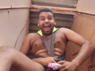 MeFeellove live webcam thumbnail