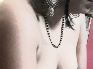 Meera_xxx live webcam thumbnail