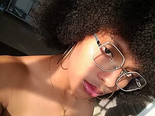 Megan__Hart_ live webcam thumbnail