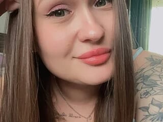 Mel_Lovell__ live webcam thumbnail