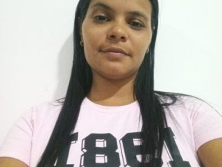 Mel_rooss live webcam thumbnail