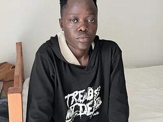 Melaninmagicc live webcam thumbnail