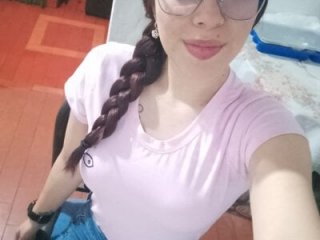 Melodi_Milk live webcam thumbnail